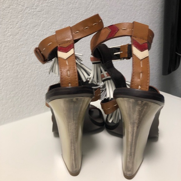 Tory Burch Tassle Heels - Picture 2 of 3